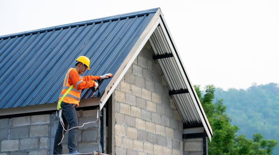 Professional gutter cleaning in Shapleigh, ME
